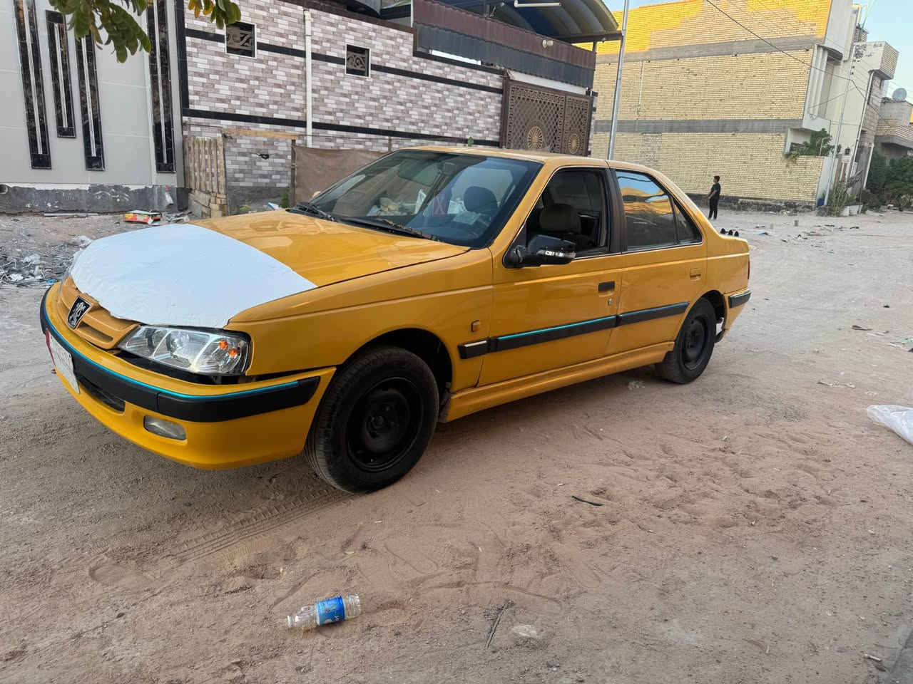 للبيع بيجو بارص ٢٠١٥ جاهزه منكلشي عدى التبريد كير ومحرك وحداديه تخم تاير جاهزه من كل النواحي مصفره هيه وغرامات السعر ٢٥ ورقه مكاني بلنجف 
*********** النجف, العراق
