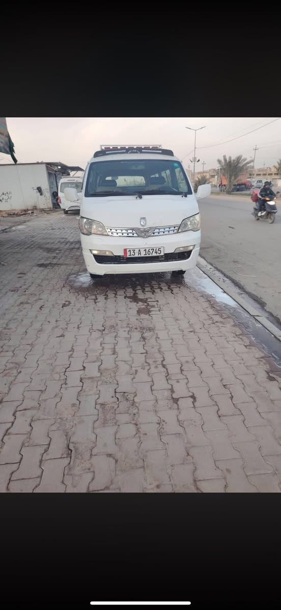 جنبي H1ميسان كفاله من صبغ بيه بارد قليل يم قبق بانزين تخم تاير كير ومكينه واكسن بلجيس 
سنويه جديده ل2031 
السعر ٩٥وبيه مجال عنوان ميسان العماره 
هاي كل تفاصيل 
***********
