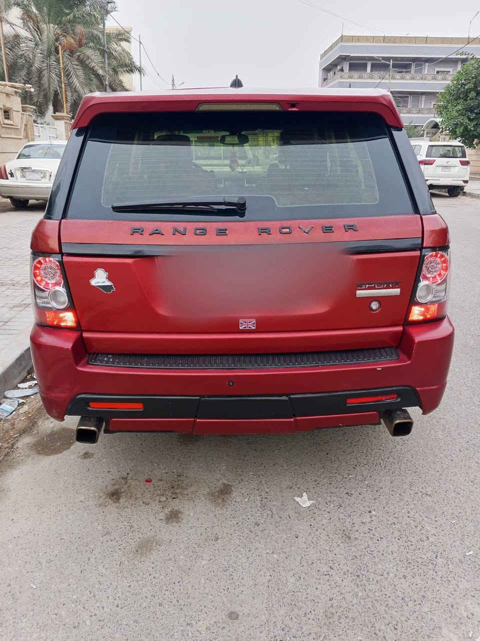 السلام عليكم رانج روفر سبورت موديل 2007 محدثه 2013 محرك العادي المرغوب محرك وكير وحدادية وتبريد وكلشي بيها شغال السيارة انا صابغها حزام بسبب الشخوط متؤمئة اربيل سعرها 75$ وبيها مجال العنوان البصرة مراسلت وتساب على***********
