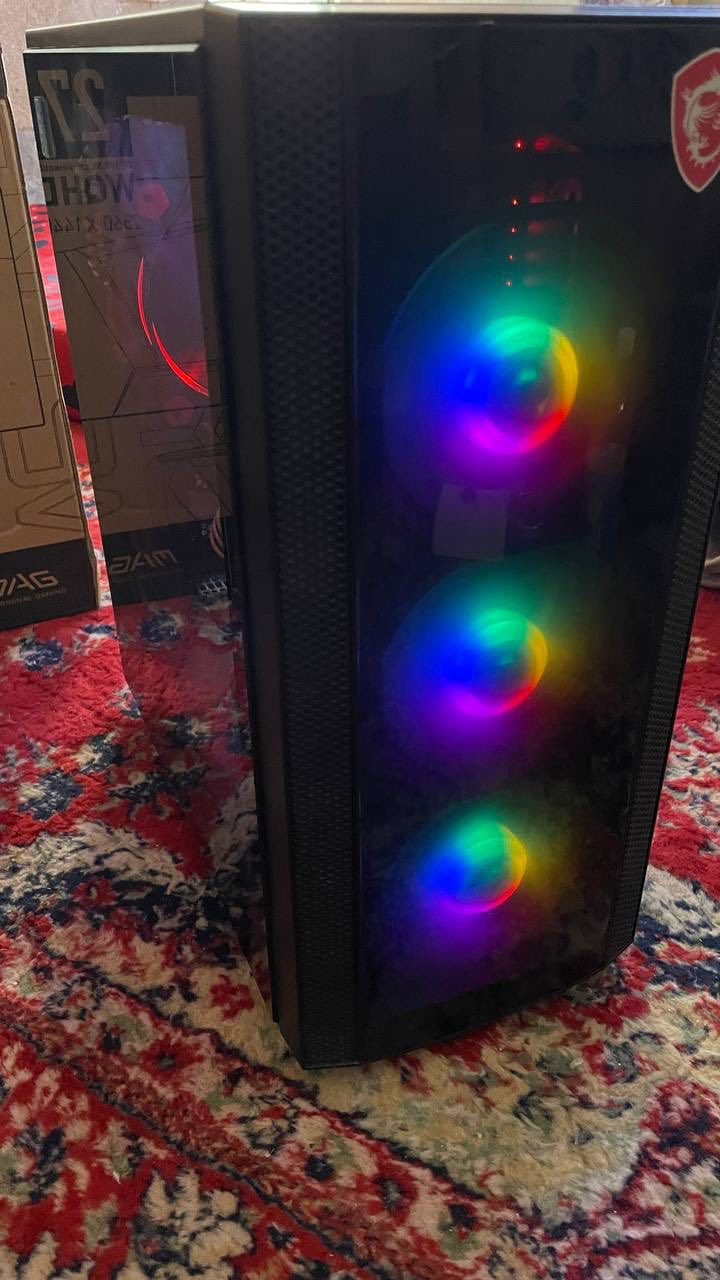 السلام عليكم شباب 

بيسي كامل شاشة وماوس وكيبورد وماوس باد وكيس

1-الكيس

1.كارت الشاشة  NVIDIA 1660 GTX 
2. معالج Intel كور i7. 9700.
3.التخزين.  1T HDD
و 256 SSD
4.رامات. 16+16 XPG
5. باورسبلاي  650 W
6.مذر بورد msi 
7.تبريد هوائي 

2 . الشاشة msi 180hz 2k
3.ماوس جيدل 
4.كيبورد imice 
5.سماعة رابو 
  
المكان بغداد ومتوفر توصيل


**إذا كنت صاحب هذا الإعلان وتريد حذفه لأي سبب، رجاءا أرسل رسالة إلى الدعم الفني**