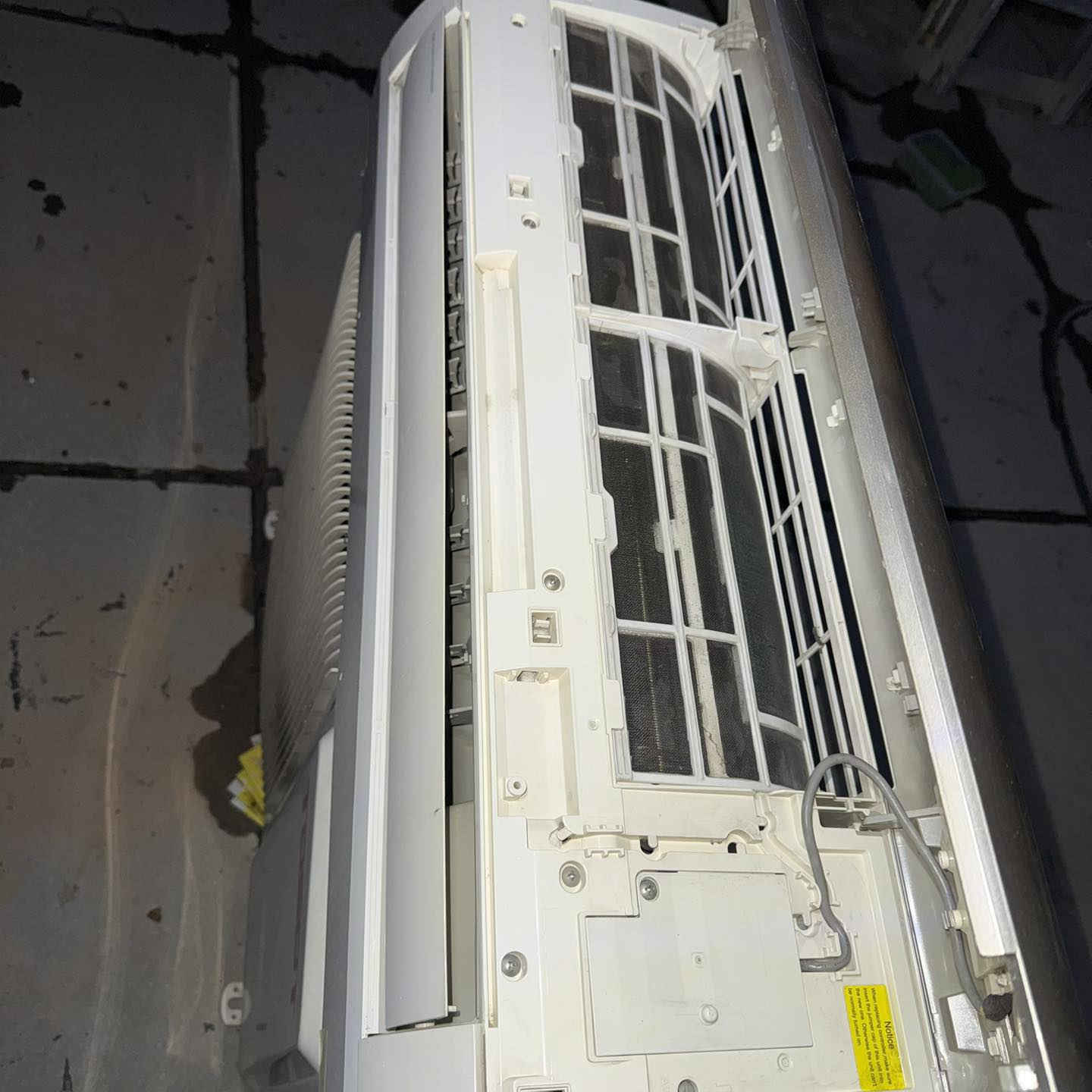 متوفر سبلت توسوت مستعمل 
•١طن
•غاز ٢٢
•كامل ملحقات 
•تدفئة / تبريد 
•نظافة ٩٥٪؜
• السعر ٢٧٥ الف شامل التنصيب 
•ضمان ١٤ يوم
العنوان: بغداد - الشعب
***********
