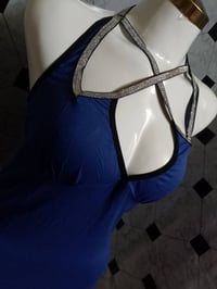 جملة ومفرد • قطعة ٦ • ملابس