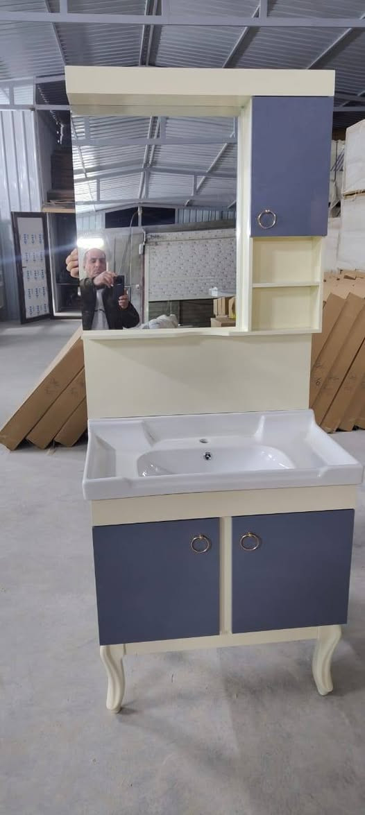 مغاسل بي في سي شغل درجة اولى جملة ومفرد ***********
