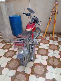 السلام علسكم دراجه للبيع محرك نظيف موديل 21 سعر 325الف بيه مجاال للاست...