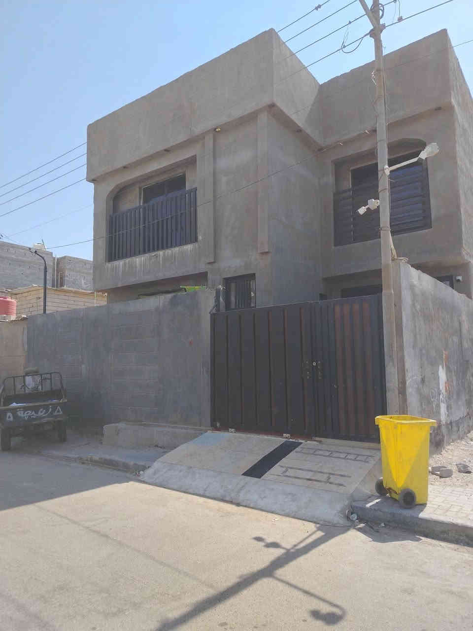 سلام عليكم خلفه لبخ  طلس وجهات صعد رتفاع  درجه اولى وشرط هندسي شغل مرتب ونضيف التزام بلعمل ***********
