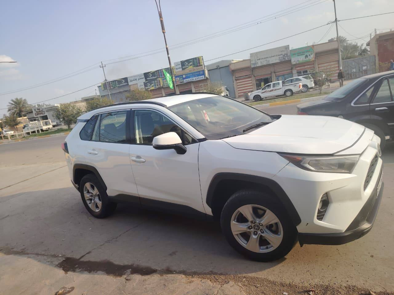 سياره وارد أمريكي
موديل ٢٠٢٠ بغداد بااسمي
ضرر خفيف جامرلغ
ماشيه ١٢٧ كيلو متر
بصمه فول فقط فتحه سقف مابيه مكلف بلنشر
غير متواجد على الفيس التواصل على 
هذا الرقم  فقط ***********
