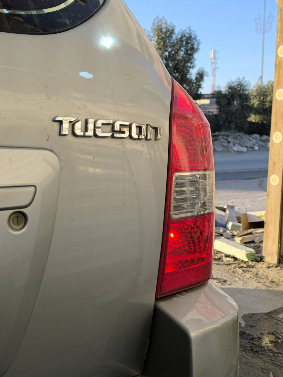 للبيع هيونداي توسان موديل 2009
رقم بابل
كفالة من الصبغ 
صور السونار مرفقة بالمنشور 
السعر 💸 💸 (( 112 )) $ بي مجال 
للاستفسار الاتصال ☎️
- ‏‪0780 218 0911‬‏
