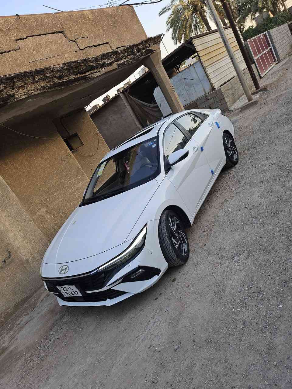 ماشيه 35 فول سياره فتحه بصمه جلد والى اخره  موديل 24
السعر 135 ورقه بيها مجال بسيط مكانها زعفرانيه 

***********
***********
النترا تجميع صيني فول السياره مكفوله فقط طلقه واكعه عل بنيد ورصعه بل خلف موضحهن بل صور
