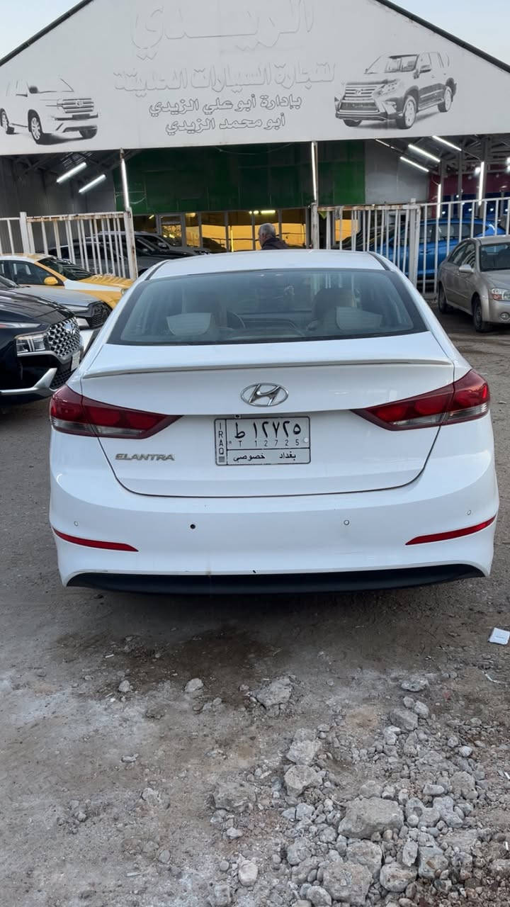 السلام عليكم النترا 2017 
خليجية السعر 137 وبيها مجال بسيط 
المحرك 2000 
التفاصيل سونر 
بأسمي 
***********
