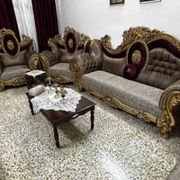 تخم ملكي • قابل تفاوض • الحريه
