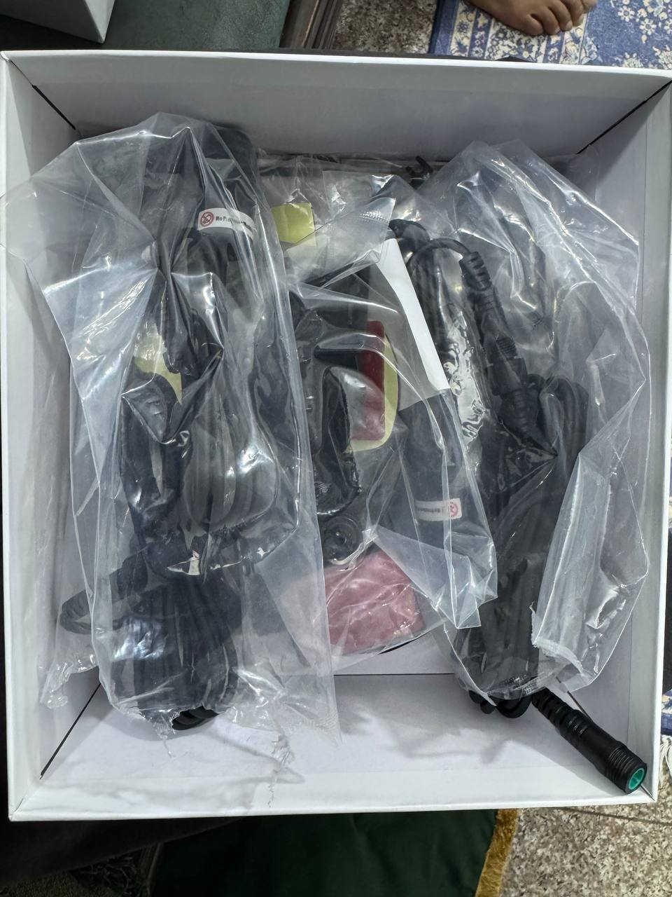 Motorcycle dvr
جهاز كاميرا مثل داش كام يصور يصير مخفي ما يبين بيه حساسات يقفل من يصير حادث بدل ما ينمسح الفيديو وبيه وايفاي ضد المي السعر ١٠٠ الف


**إذا كنت صاحب هذا الإعلان وتريد حذفه لأي سبب، رجاءا أرسل رسالة إلى الدعم الفني**