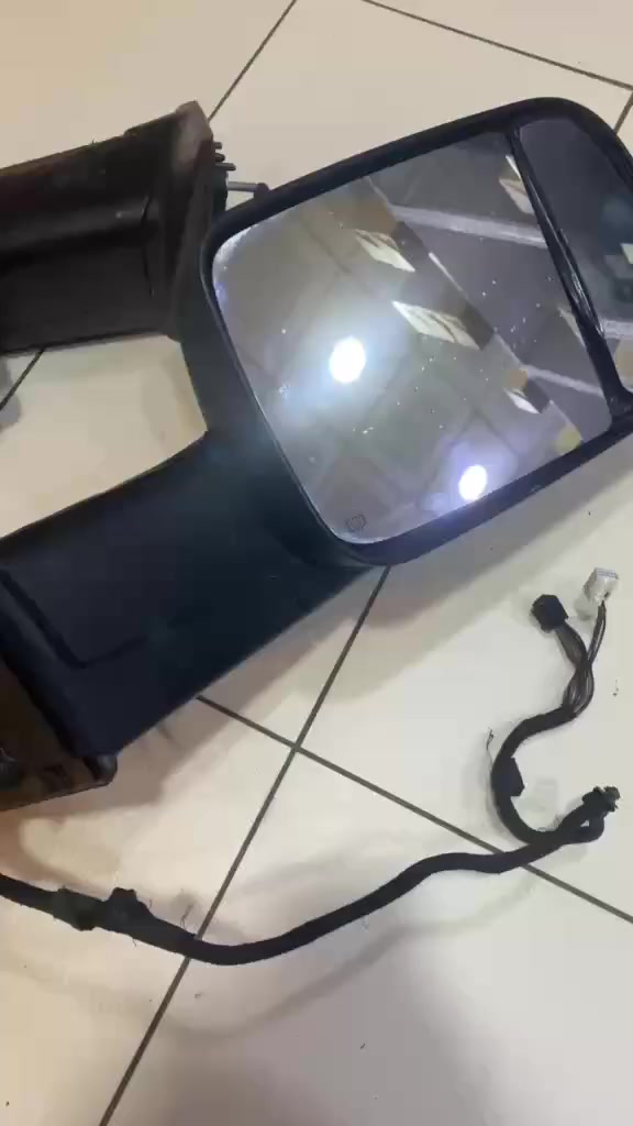 السلام عليكم
مرايا رام كلاسك شغاله هيتر +ماطورات  مع امكانية فر المرايا 
بسعر مناسب 150 الف بيها مجال بسيط 
الموقع : بغداد 
***********
