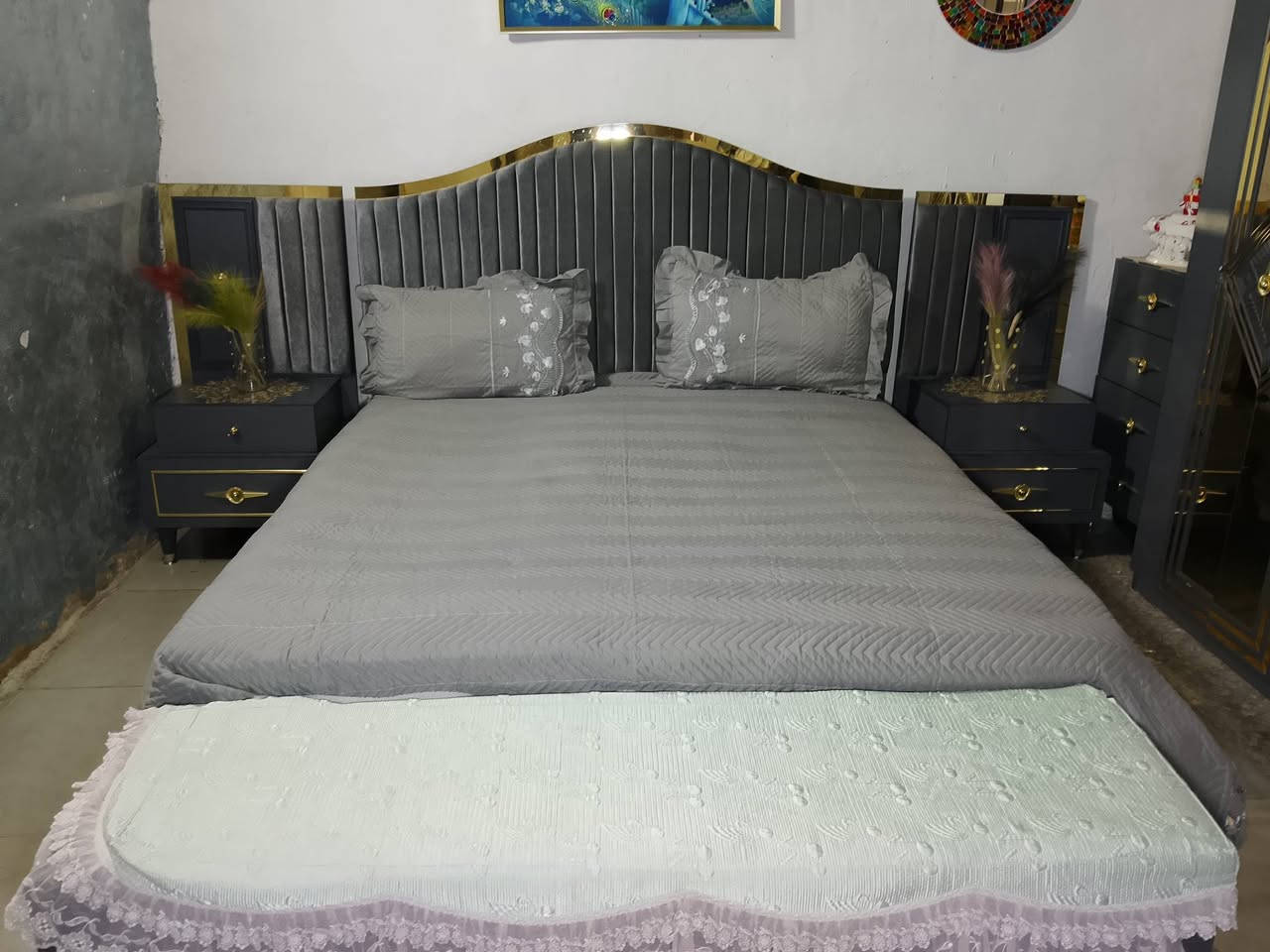 غرفه نوم تركيه للبيع جديده
زلغ مابيه سعر مليون وبيه مجال للاستفسار 

***********
