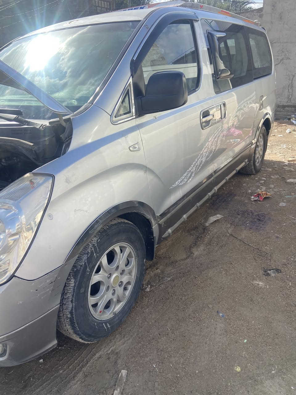 السلام عليكم
سياره ستاركس موديل ٢٠٠٩ كير عادي مسكر سبلاين مكينه خير من الله بيها صبغ بالجاملغ الأمامي رقمها بابل والسيارة ببغداد سعرها ١٣٠
الاستفسار على الرقم ***********
