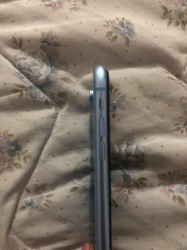 شباب عندي ايفون اكس ار
لجهاز شرط ما مفتوح ابد وما مبدل بي شي 
شاشه اصليه مال شركه 
بطاريه 77لا مبدلا ولا مصعده شرط 
ذكره 64جهاز بعدو جديد 
طلب علي 170وبي مجال لشراي


**إذا كنت صاحب هذا الإعلان وتريد حذفه لأي سبب، رجاءا أرسل رسالة إلى الدعم الفني**