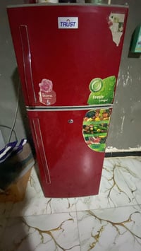 ‏ثلاجة للبيع ￼ السعر 150 شرط الفحص ￼ رقم الاتصال 07713271387￼￼￼￼