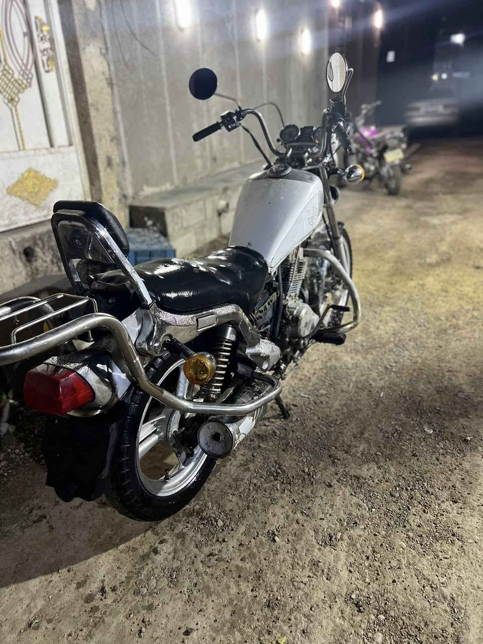 مطور ديلم للبيع الاستفسار عل رقم ***********
