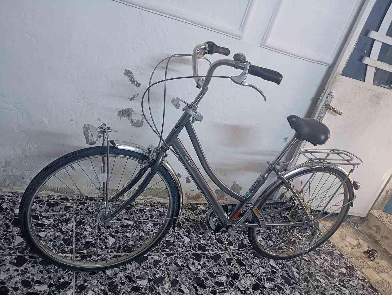 بيسكل للبيع برجستون ياباني حجم 26من الرمبه جديد مكانه الشهداء العبيدي الاولى شارع المحافظ سعر ب150بي مجال بسيط


**إذا كنت صاحب هذا الإعلان وتريد حذفه لأي سبب، رجاءا أرسل رسالة إلى الدعم الفني**