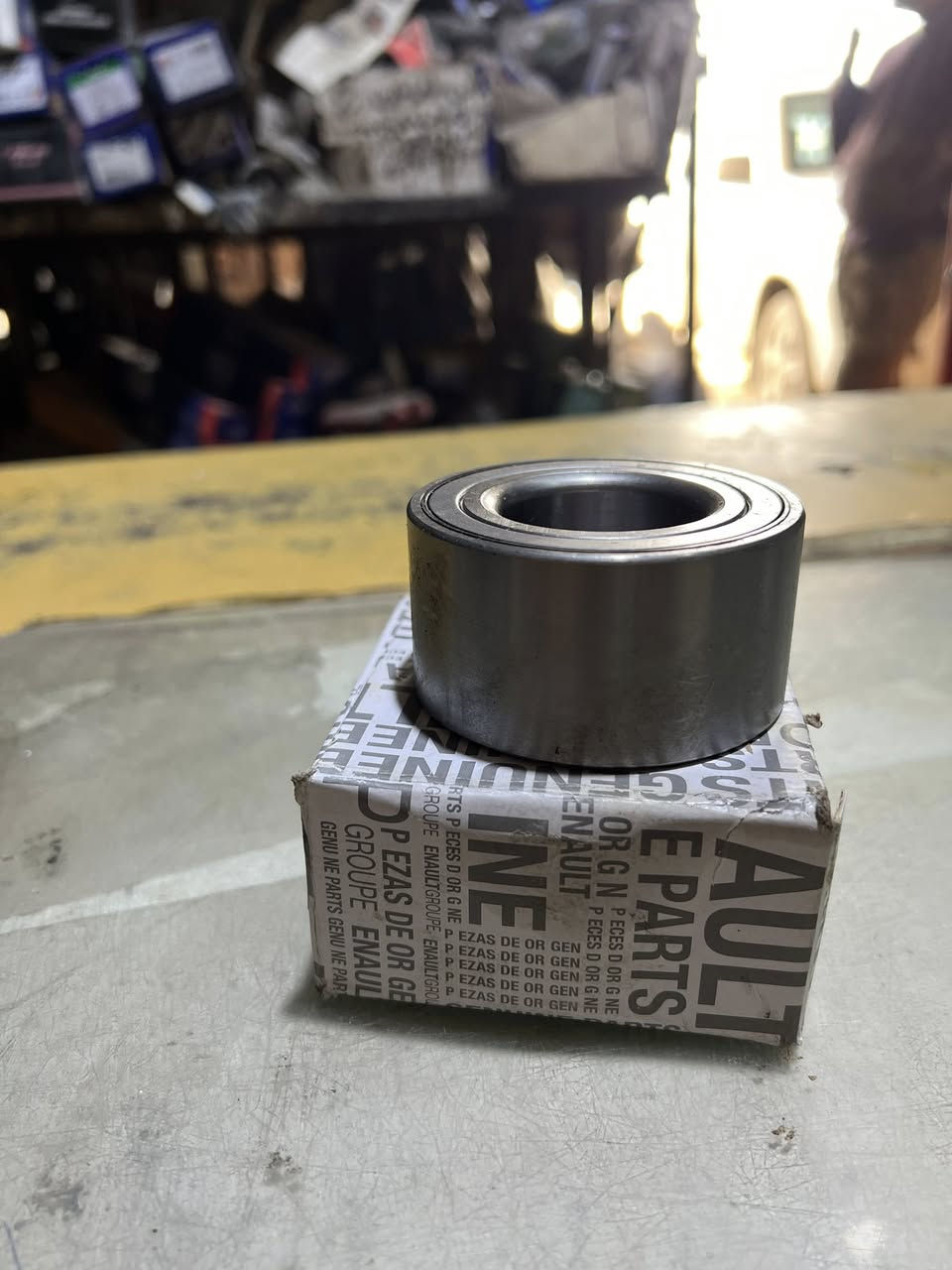 بوربرين امامي رينو سمبل+بوربرين خلفي سمبل 
بوربرين امامي رينو لوكان ٤راكب +٧راكب +خلفي 
بوربرين امامي رينو لوجي +خلفي 
بوربرين امامي رينو كاليوس+بوربرين خلفي خلفي 
بوربرين امامي رينو داستر +بوربرين خلفي داستر 
بروبرين امامي رينو فلونس+بوربرين خلفي فلونس 

           الوكيل المعتمد لبيع قطع الغيار رينو 
  نوفر لكم قطع الغيار لاصليه من مختلف الشركات 
التركي ‏المصنعة لتضمن التوافق والجوده العالية
      ا￼لاستفسار عن الاسعار الجملة او المفرد 
    مراسلة عبر الصفحة او مراسلة عبر الواتساب 
                         على الرقم التالي       
   ***********
*********** 
                     محلات محمد الشريفي   
                           التجارة العامة
