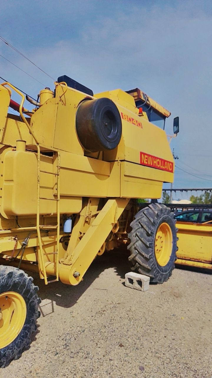 دەراسە  چوار بەلەم تەپلە 13 فوت قایش مۆدیل 91  هەموو گیانی بە شەرت ڕەقەم تەلەفۆن ***********
