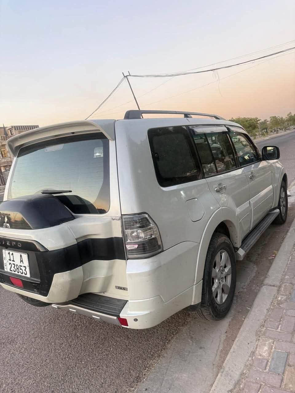 باچيرو للبيع مكفولة من الحادث والصبغ نظيفة جدا محدثة  2020 رقم بغداد الانكليزي لون ابيض باسم بنية ماشية 190 تخم تايرات جديدة تبريد  خير من الله كامرات بانوراما تحكم ستيرن  ومقاعد المرايات شفط   العنوان بغداد حي الجهاد للاستفسار الاتصال على الرقم  ***********,***********

