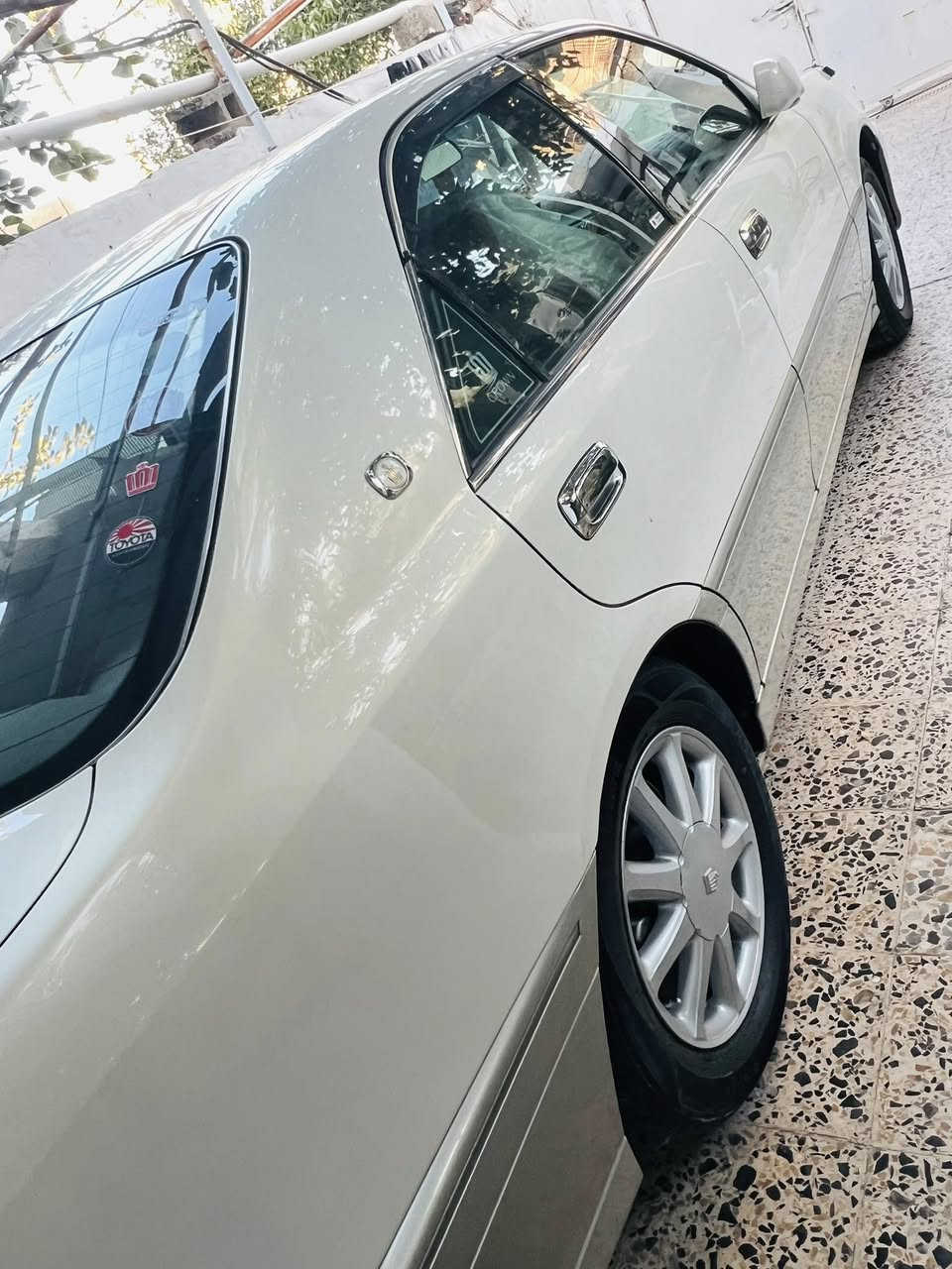 السلام عليكم 
ملكه 2003 للبيع او مراوس 
رقم انكليزي بسمي تحويل ثاني يوم مشروع وطني 
السياره خير من الله  مال بيت 
شاشه كبيره  كامره خلفيه 
برده خلفيه كشنات كهرباء لمري شفط وكهرباء 
استيرن كهرباء بعد بيهة مواصفات 
لايت زنون اصل عالي ناصي 
اريل كهرباء 
خضراويه  السعر 140 وبيهة مجال 
لعنوان بغداد الشعب رقم التليفون ***********
