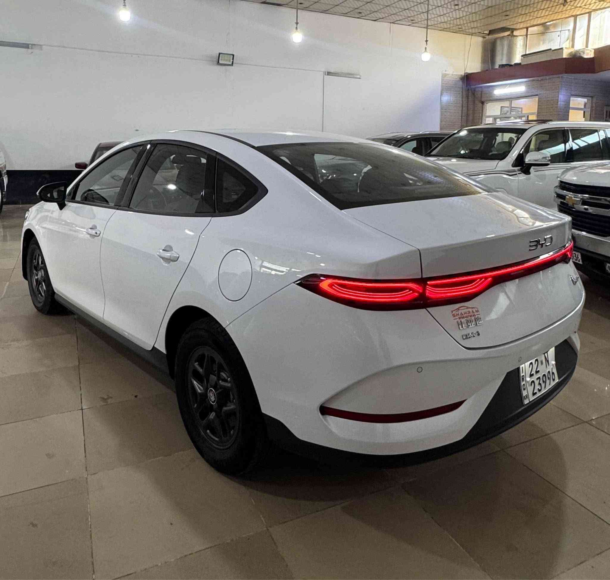 Byd qin plus 2025 
سيارةكة ٢ شوين تعديل هية ١٠ هزار روية هيجي دي نية بي تةزرةيةو كامل اشياي بيلادي لةكةلة نرخي ١٢٩ مجال شوين هةولير *********** واتساب كورك… أربيل, العراق
