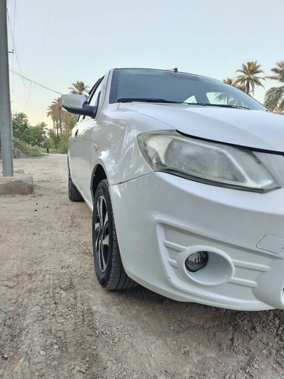 من رخصت الادمن 
السلام عليكم سياره نوع ساينا موديل 20 للبيع مكفوله كفاله عامه ما عدا الباب الخلفي السعر 62 وبيه مجال بسيط مكان السيارة كربلاء 
للتواصل 
***********
