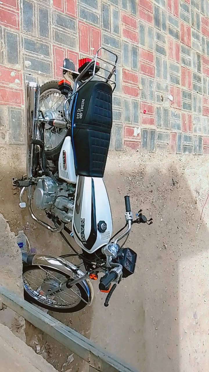 السلام عليكم دراجه اربعه  مقفوله كفاله عامه اوراق سكنر موديه 26 صالح شهر مطالعهن مكان كربلاء رقم الهاتف***********
