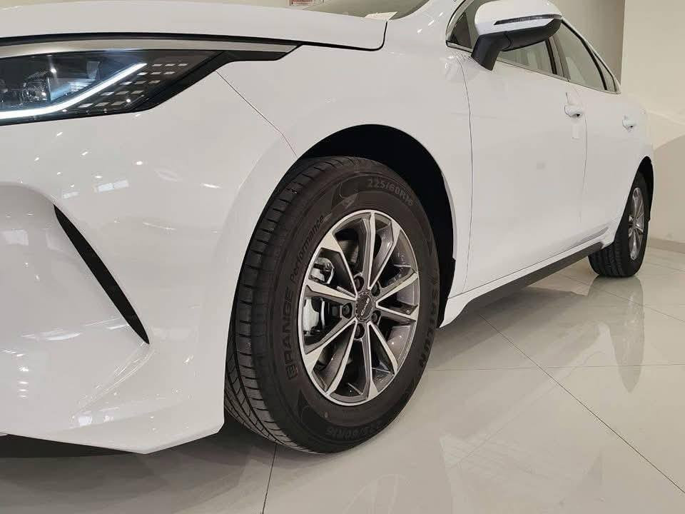 BYD دستروير 
مويل 2025 رقم نجف
زيروو  بعدها بتراب شركة
ماشيه 9 آلاف كفاله عامه 
معروفه المواصفات
السعر 19 و700
العنوان النجف الاشرف 
الاستفسار ***********
