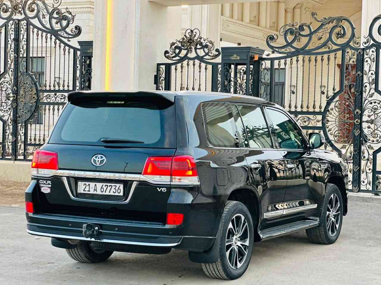 لاندكروز 2021 كراند تورنك ساز اصليه ماشية 85 الف فقط سيارة كلش جديدة بيها فقط بارد بلهلال مال جاملغ الخلفي وممبين باقي السيارة كفالة السونار مرفق بلمنشور مكاني بسماية /بغداد السعر 560 وبيها مجال رقم سليمانيه تحويل او وكالة
***********
