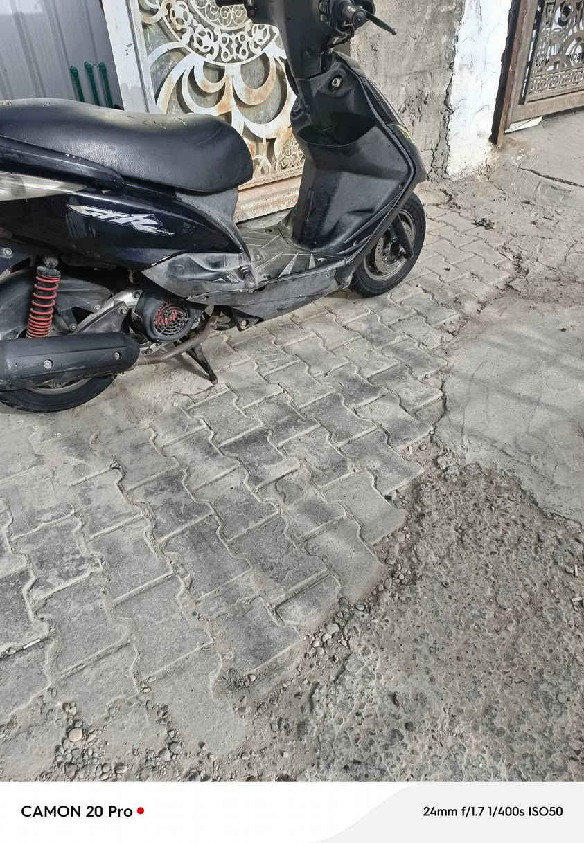 سلام عليكم دراجة ثعلب 140 للبيع او مراوس دراجة كاملة من كلشي دراجة مكينة رمبة كفرات حلوة  تجي شوف مكينة خرسة تيرات جدد دبلات اصلية سعر 475  جمعت 350 لا طب الي المكان دورة هاذة رقمي *********** وبي  وتساب
