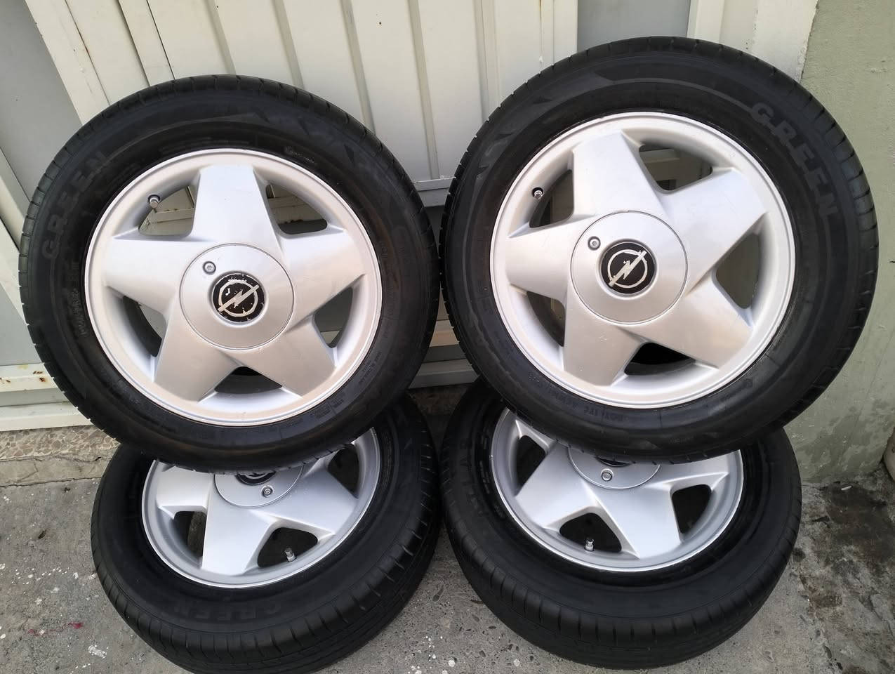 ويل كب اصلي فكتره🇩🇪 للبيع حجم 15 شرط بدون عواج أو كسر تايرات زواج انضاف زوج ع نص مكان موصل الايسر استفسار *********** كورك 📞
‏‪***********‬‏اسيا 📞
