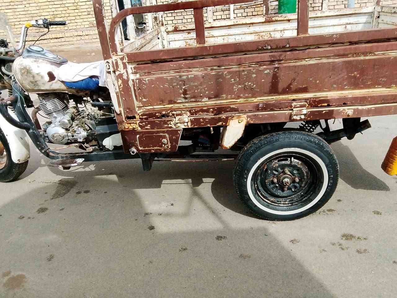 سلام عليكم شباب ستوته لبيع موديل ١٥هاذه رقمي خاص مامتواجد ***********
