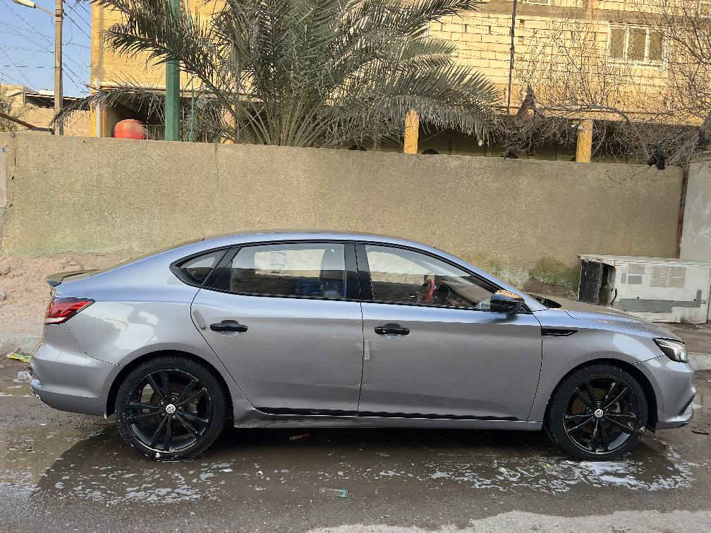 السلام عليكم سياره ام جي 6 موديل 2022 السنوية باسمي تحويل ثاني يوم السنوية تنتهي 2028 سياره جاهزه تبريد ما شاء الله ثلج سياره كامله مكمله اكو دحجات بسيطه بيه 
للاستفسار *********** البصرة, العراق
