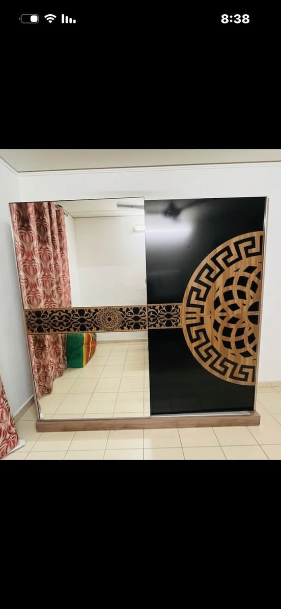 بيع غرفة نوم استعمال قليل بسعر مناسب ***********
