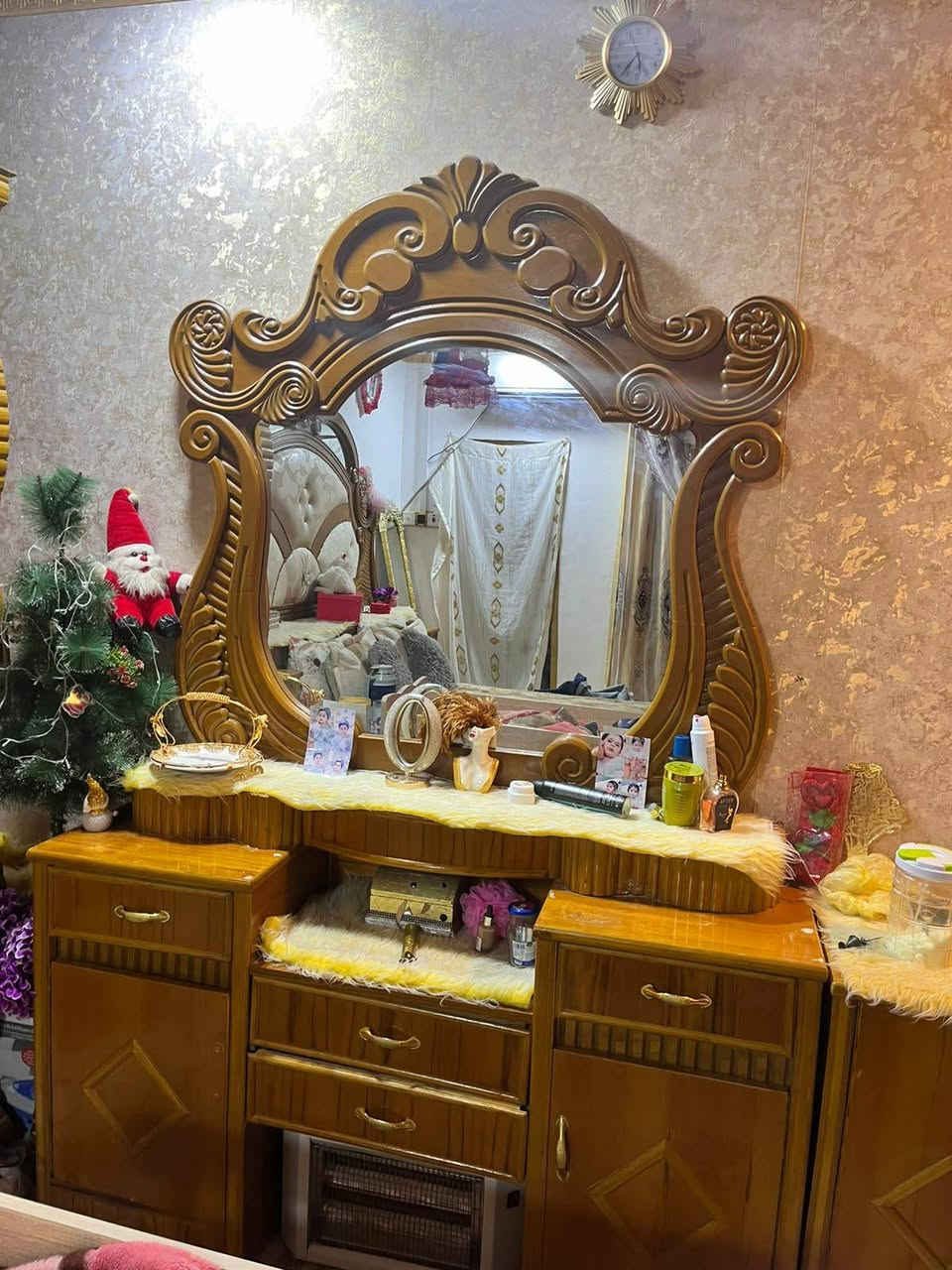 السلام عليكم غرفه نجاره للبيع  عنوانها بلفاو إذا نباعت عادي يوصلونها للبصره سعرها مليون مع التوصيل


**إذا كنت صاحب هذا الإعلان وتريد حذفه لأي سبب، رجاءا أرسل رسالة إلى الدعم الفني**