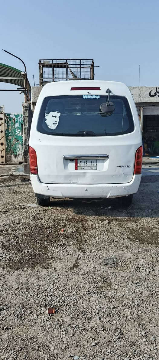 السلام عليكم H1 للبيع موديل14 بيهه صبغ بلبجم شي قليل تخم تاير مكينه وكير واكسل مكفولات كهربائيات كلهه شغاله دوشمه جديده السعر 87 مكان بغداد المعامل ‏‪***********‬‏
