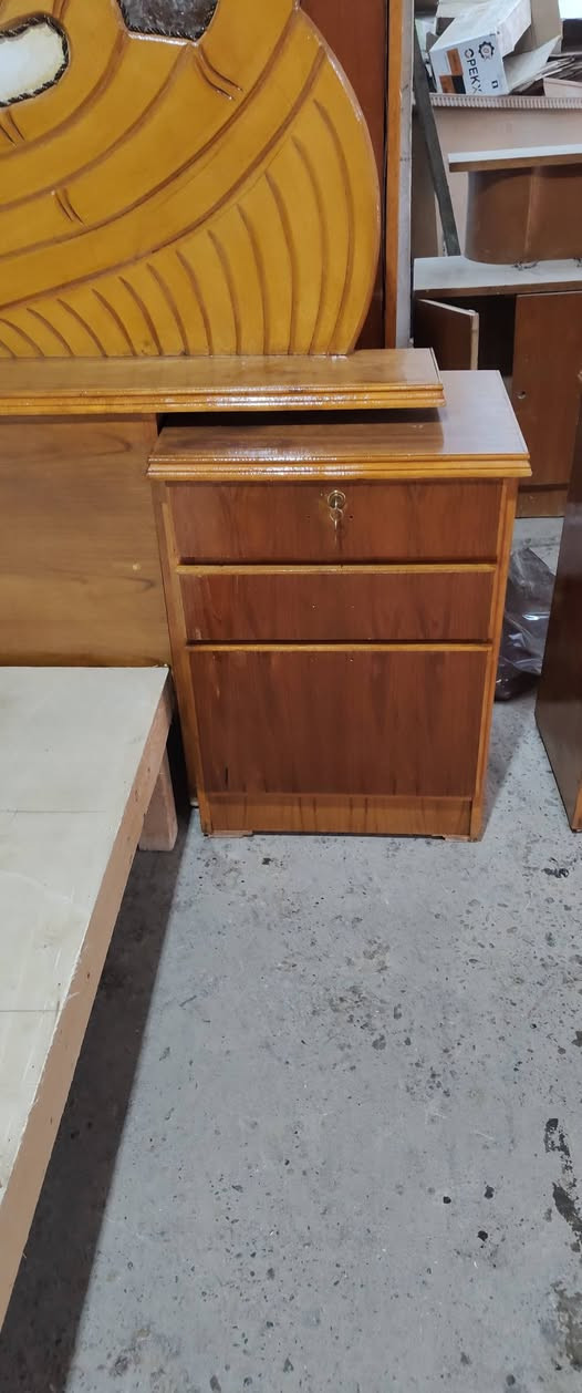 توفر من معرض تخت وميز تواليت نظيف حيل أخو  الجديد  وحده من كمادين بي قفل الكشن شرط النظافة السعر 225وبيهم مجال التواصل على الخاص


**إذا كنت صاحب هذا الإعلان وتريد حذفه لأي سبب، رجاءا أرسل رسالة إلى الدعم الفني**
