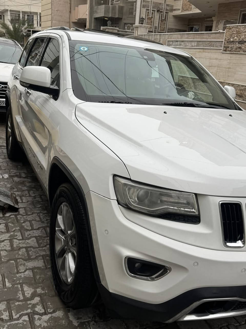 السلام عليكم 
للبيع جيب موديل 2014 خليجي اوفر لاند بيها جاملغ امامي صبغ وبيها بارد قليل 
السعر 215$
مكان السياره بغداد الشالجيه 
***********
