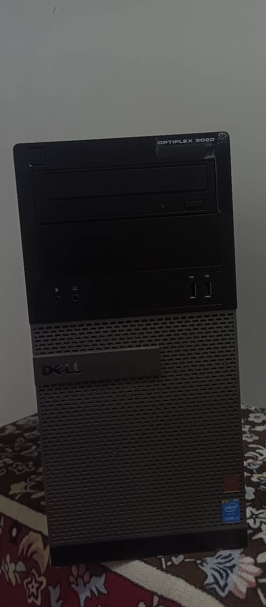 كيس دل سستم 
I3 4150 
RAM 8 ddr3
1T hhd 
كرت شاشة داخلي تكدر تضيف خارجي 
كيبورد وماوس RGB وكيبل تشغيل وكيبل VGA


**إذا كنت صاحب هذا الإعلان وتريد حذفه لأي سبب، رجاءا أرسل رسالة إلى الدعم الفني**