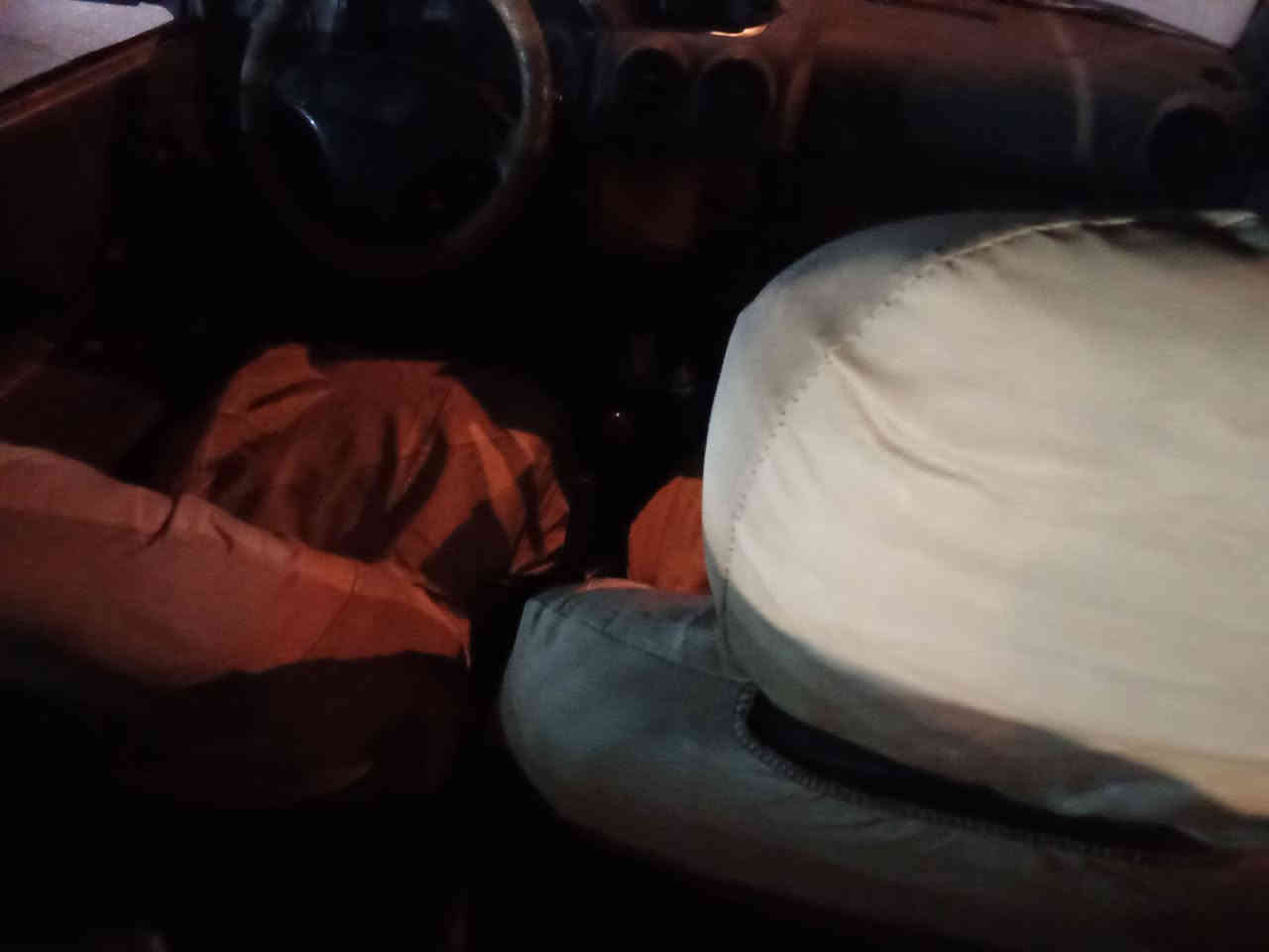 سلام عليكم سايبه 12 يردله صدر بس سياره كامل كلشي مابيه سعر 28 وبيه مجال  عنوان شعله  دوالم واهذه رقمي خابرني ودالل *********** وبي وتساب هاذ رقم مستعجل عل بيعه
