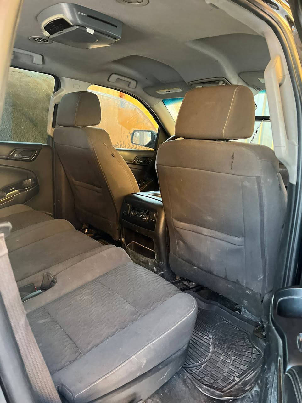 السلام عليكم تاهو موديل ٢٠١٧ ايل اس بدون بدون
كلك سياره داخله مفتوح شاصي ومرجوع نفسه 
بتره مو طويله السعر ١٣٥وبيه مجال محرك ما مفتوح 
***********
