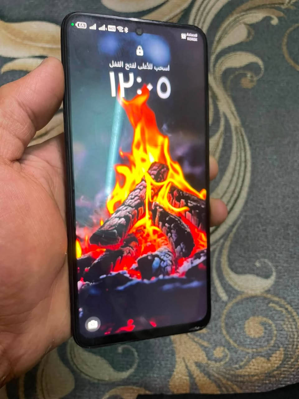 Honor x7c 
ذاكرة :256 
رام:8
بطارية:6000
كامرات دمعة
جهاز بس مبدل بي ايسي شحن ولباقي شرط 
سعر :125وبي مجال 
مكاني موصل أيسر 
***********
