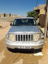 جيب لبرتي موديل 2008 خليجيه مكفوله محرك كير السياره جاهزه بسمي العنوان...