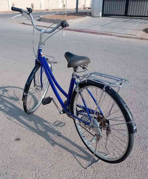 ياباني باله للبيع نظيف جدا 80 الف 
***********
