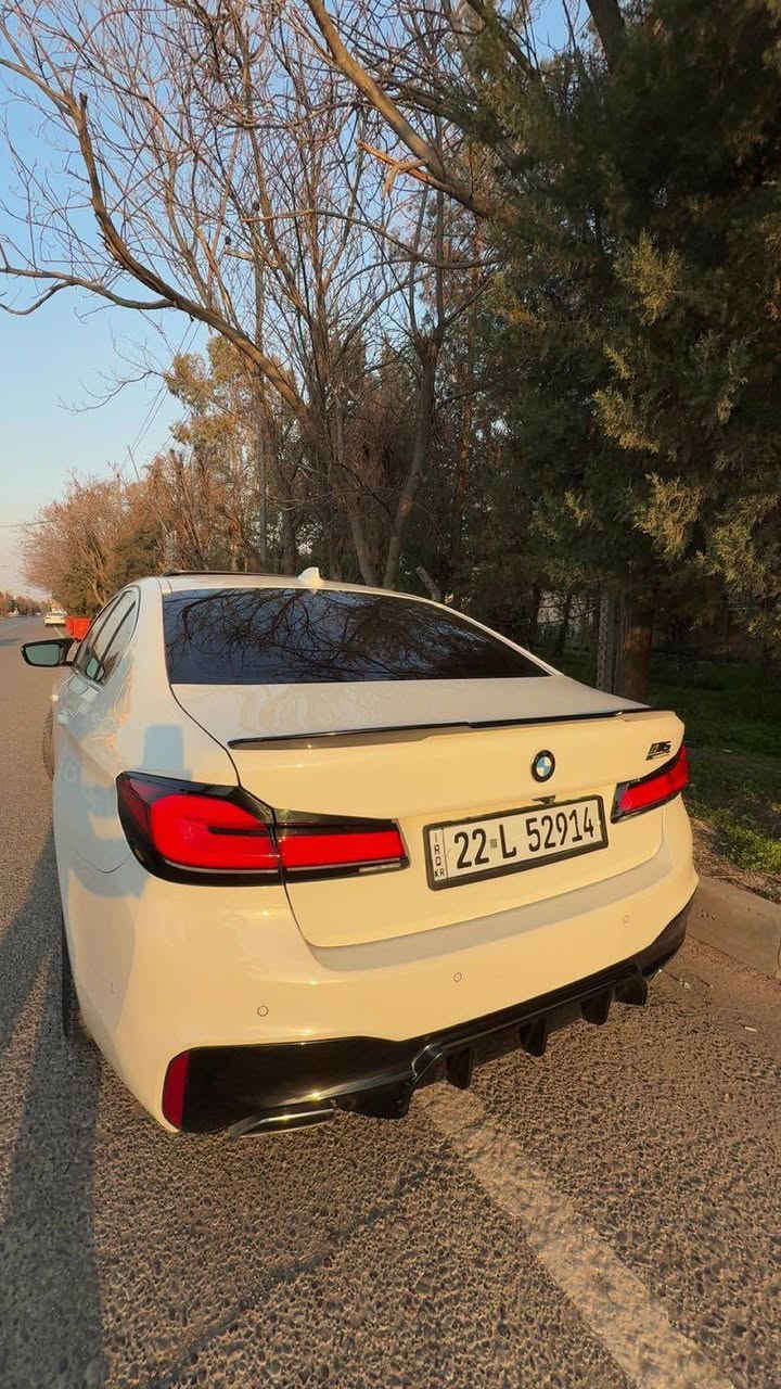 سلام عليكم 
Bmw 530i G30 2019 للبيع
كلين تايتل (بدون صبغ)
كت كامل M بلادي كله مختم 
مواصفات 
سلايد
ابواب شفط
جنطة كهرباء
داتاشو
خمس بردات 
رادار امامي
رادارات جانبي
سستم صوت Harman Kardon 
تبريد منفصل
كشن منفصل
كشنات تدفئة
ستيرن تدفئة
ستيرن كهرباء
خزن كشن ميموري
كار بلي واير لس
فتحات تبريد تكم
شاشه ديجتال كامل
لايتات ADAPTIVE 
السعر : ($29800) وبيها مجال
للاستفسار:*********** بغداد, العراق
