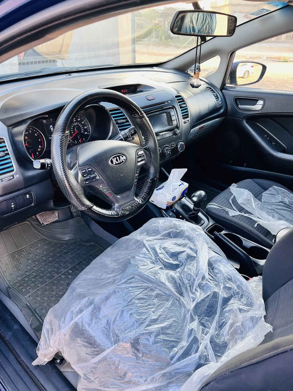 للبيع كيا فورتي 2017 سياره بأسمي رقم ذي قار دولي سنويه ل2030

1-ثلاث انظمه قياده 

2-مانع انزلاق 

3- كامره خلفيه

4-مكينه 2000 دوش وكير at مرغوبات

5- تبريد شغال فول

6-سيارة جاهزة من كلشي 

مكان : ذي قار مركز 

سعر :: 115 وبيه مجال لشراي

اعادة النشر بسبب الوعود الكاذبة

***********
