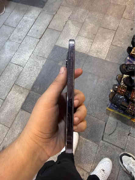 سلام عليكم ايفون 14 برو ماكس بدل بس بطاريه تفصيخ مال جهاز  وبي فطر بالضهر الله شاهد جهاز استخدام شخصي تاخذه من البيت وعلى فحص ذ 256 / بطاريه 85  / كراده داخل / *********** / السعر 740 وبي مجال قليل حك الجيه بغداد
