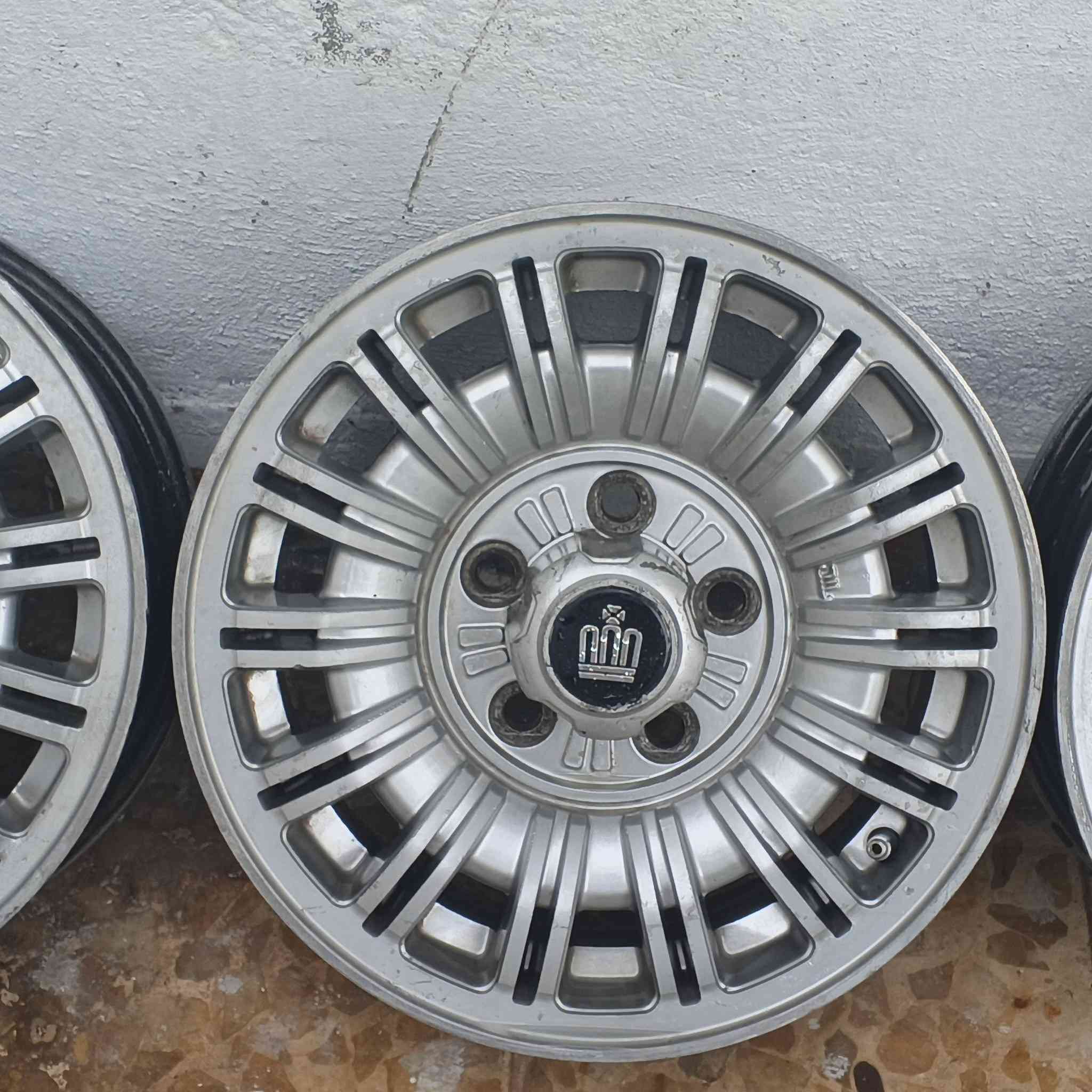 سلام عليكم اوياله مال سوبر
انضاف
مصبوغات فرن
بكان الحسينيه مال راشديه 
سعر160الف
الستفسار***********واتساب
الستفسار ***********خط
